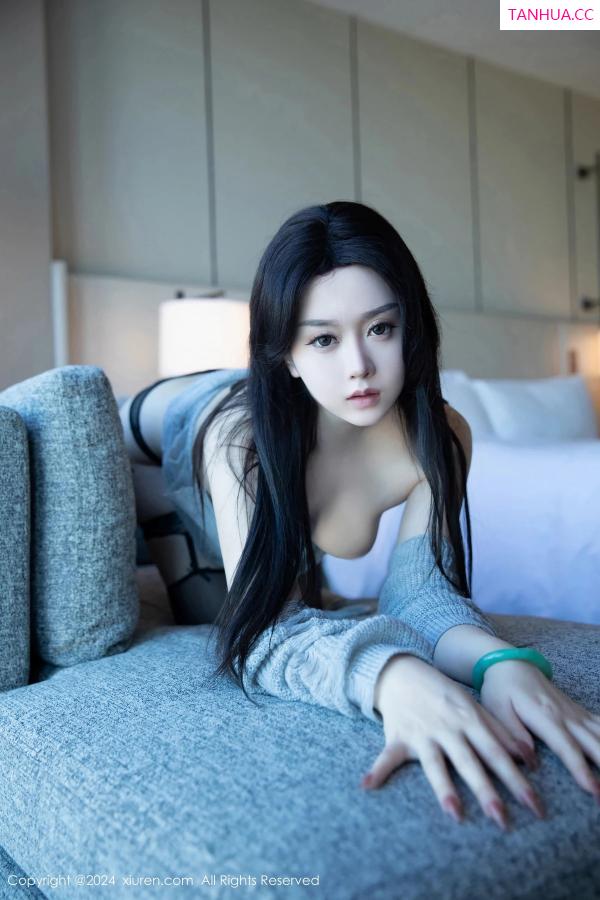   [XiuRen]高清写真图 2024.02.28 No.8149 林杉杉 黑丝美腿第82张图片